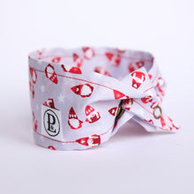 Load image into Gallery viewer, &#39;Tomtennisse&#39; Neckerchief
